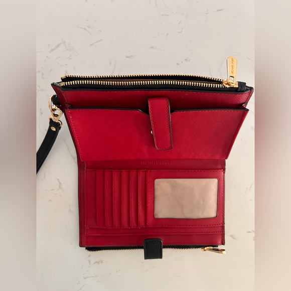 Michael Kors Rose Wristlet- NWOT - Picture 8 of 17